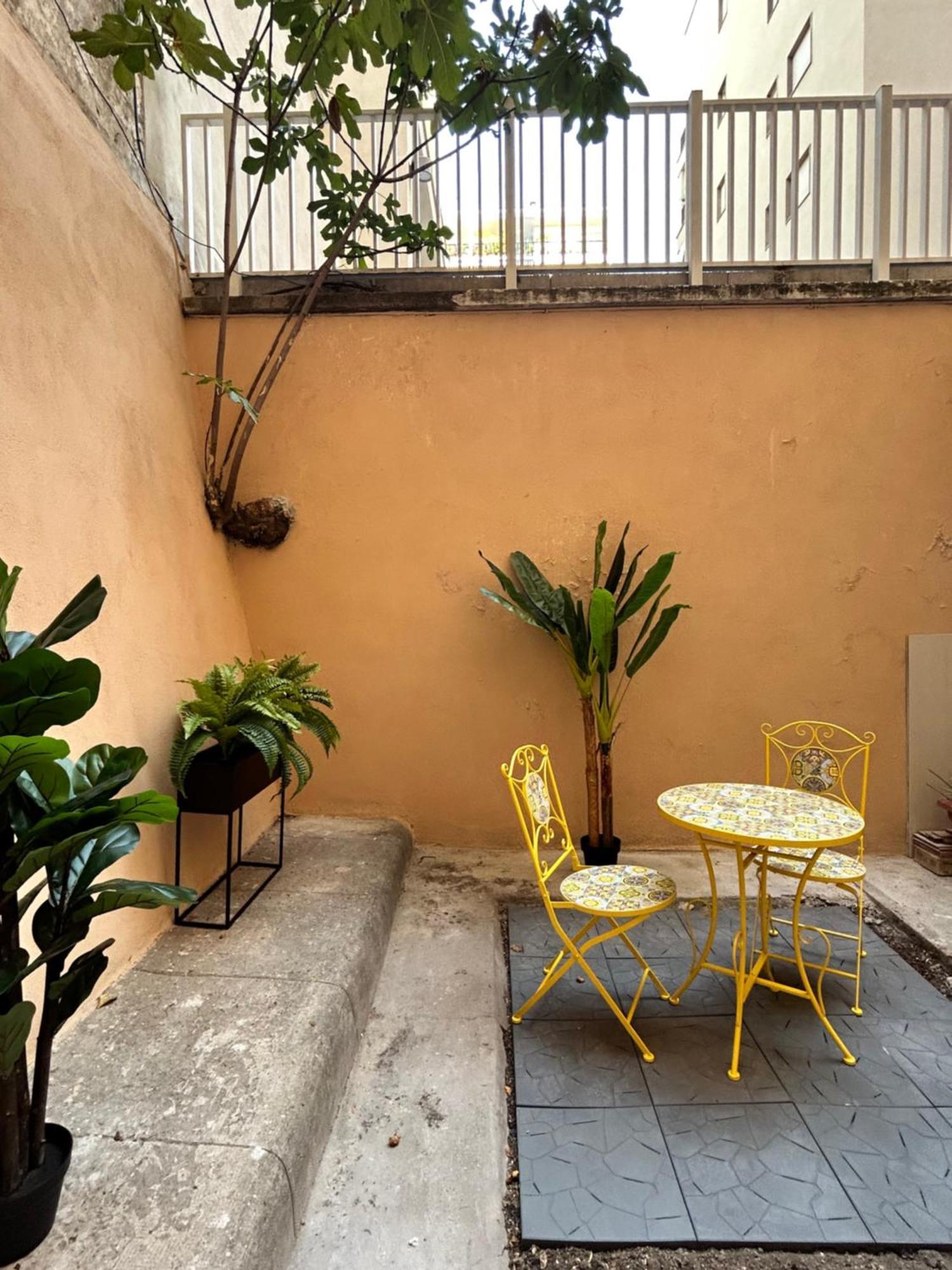 Casa Domus Mea - Garden Addicted Leilighet Roma Eksteriør bilde